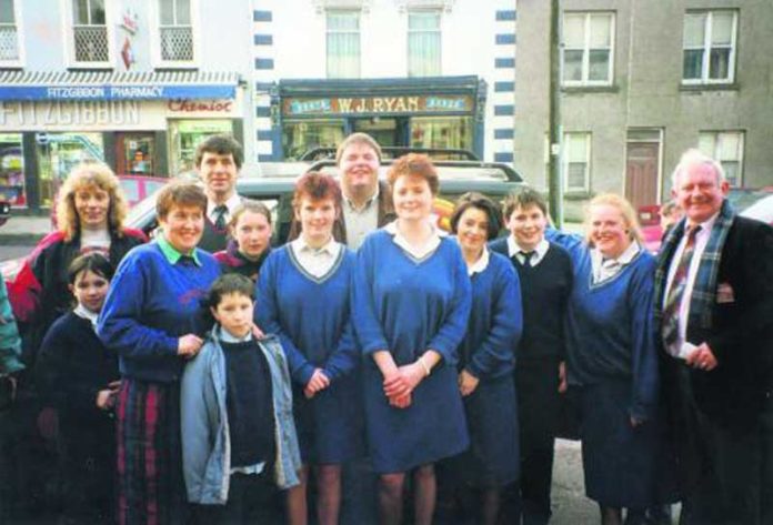 S129845-xlimage-R2163-february-1995-some-headline-news-from-the-avondhu1