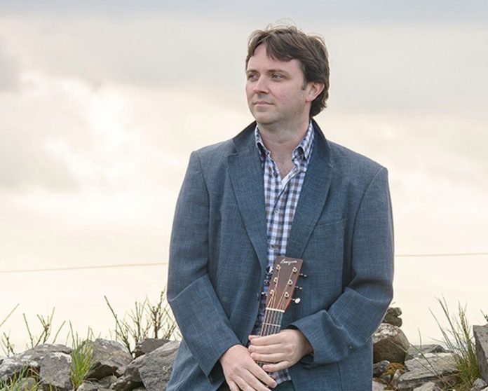 donalclancystandingguitar