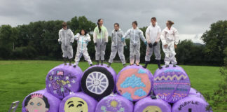 Painting bales for Crumlin