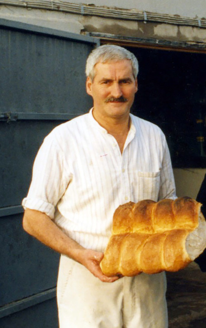 Martins-Bakery@04-01-2017-18:07:15.jpg
