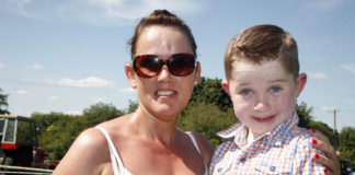 Sun shines on vintage event in Conna