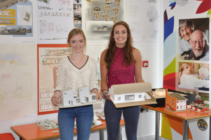 Katie and Maegan@19-07-2017-09:29:22.jpg