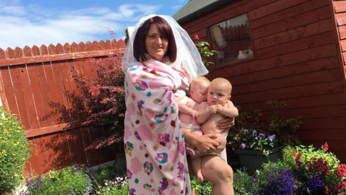 Sharon Kellaway Twins 1920px@18-07-2017-12:13:01.jpg