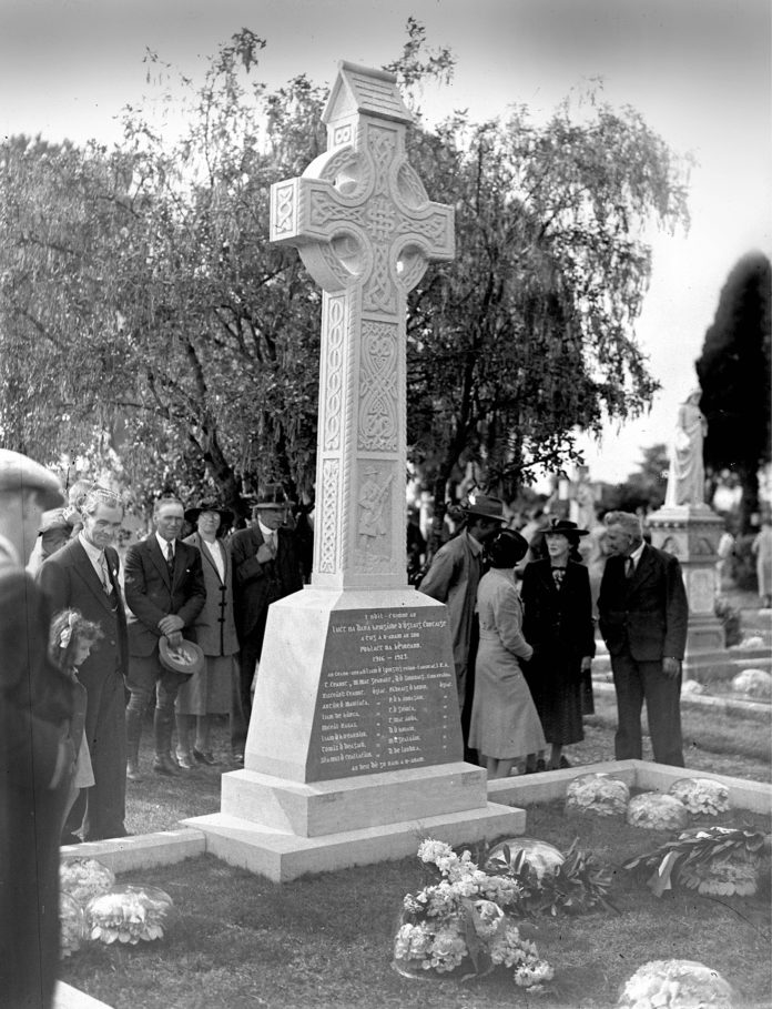Kilcrumper Liam Lynch Memorial Unveil Historic Echo@16-08-2017-15:56:54.jpg