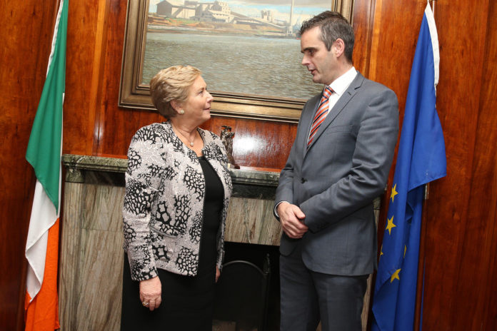 IFA President Joe Healy Tanaiste Frances Fitzgerald 1920px@15-11-2017-16:16:11.jpg