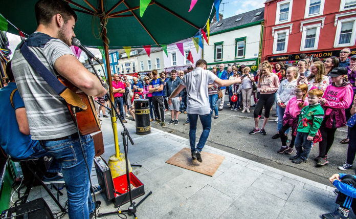Fogues Mitchelstown Busking 1920px@18-07-2018-13:39:42.jpg