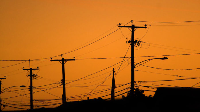 Overhead Wires Web Stock 1920px