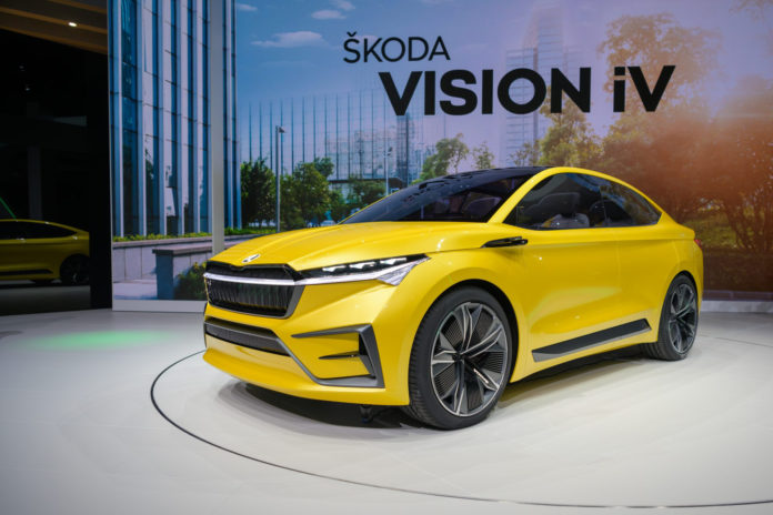 skoda-vision-iv-geneva-hints at style of ENYAQ