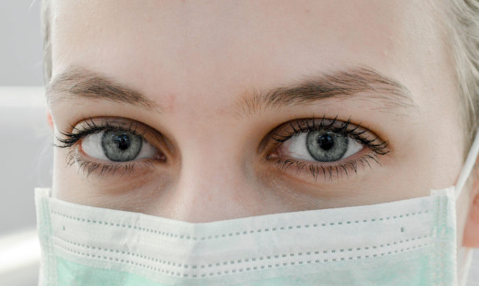 Face Mask Medical Web Stock@15-04-2020-18:17:31.jpg