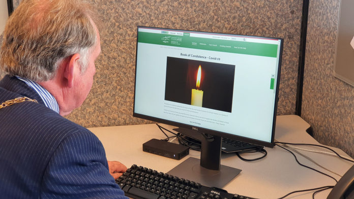 Mayor Sheahan Book of Condolence - Covid-19 - web@12-05-2020-15:32:26.jpg