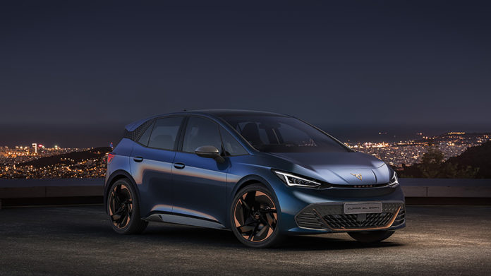 01_CUPRA_EL_BORN_3_4_FRONT-L