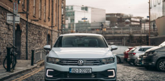 REVIEW: VW Passat plug-in Hybrid