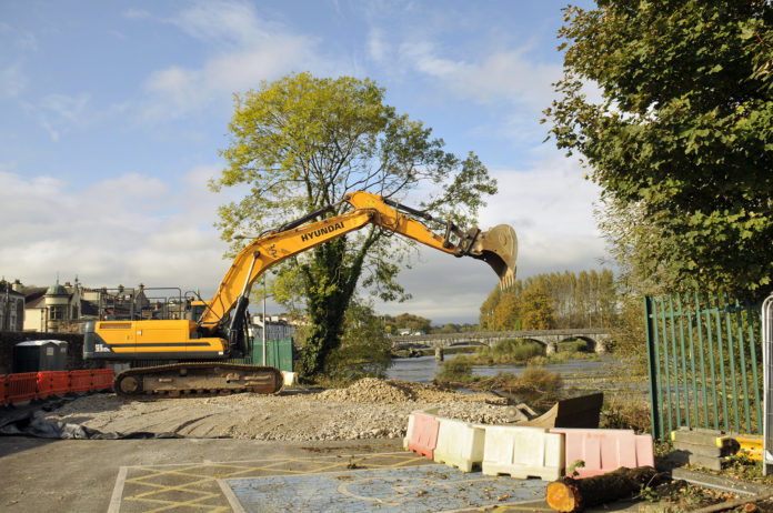 Fermoy Riverbed Erosion - web@14-10-2020-22:03:37.jpg