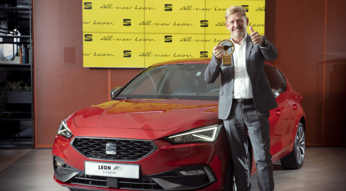 All-new SEAT Leon wins Golden Steering Wheel award
