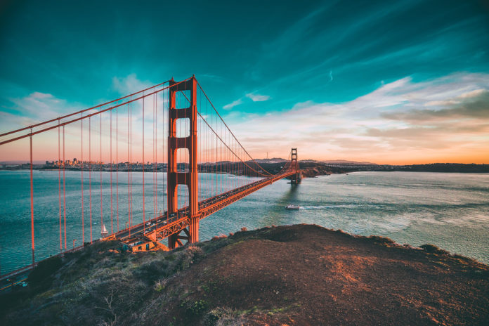 Golden Gate Bridge web stock