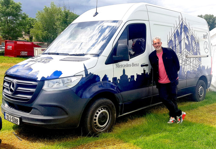 Mercedes-Benz - DIY SOS