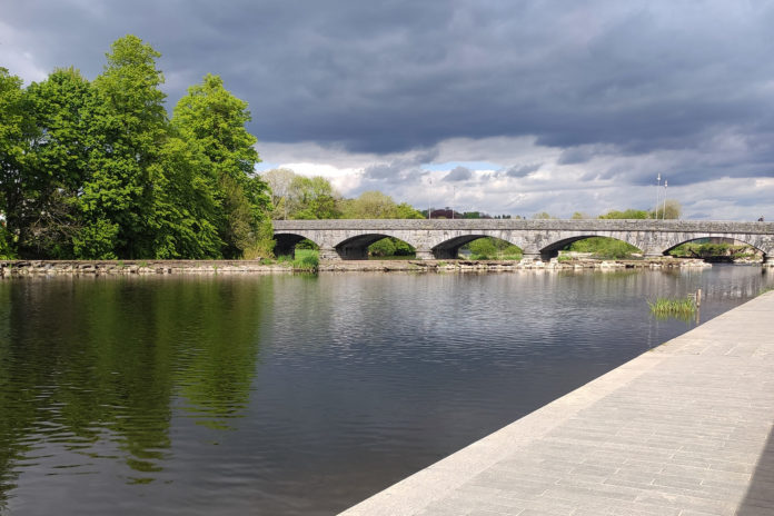 Kent Bridge Fermoy Bridge - picture John Hallinan@06-10-2021-18:01:42.jpg