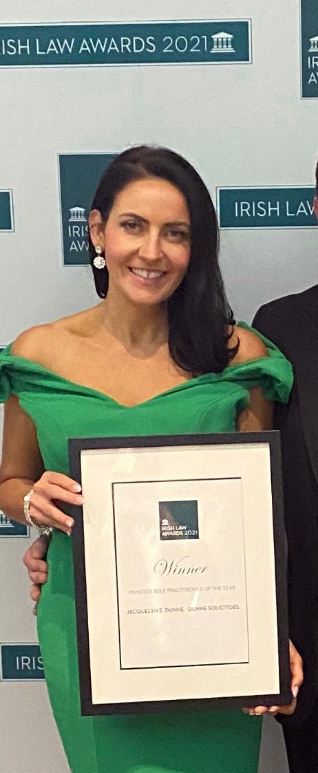 Jacquelyn Dunne Irish Law Awards-web@03-11-2021-15:50:37.jpg