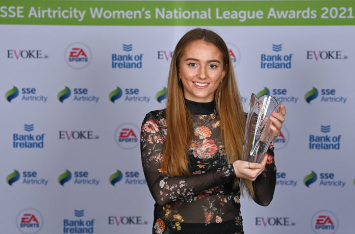 Aoibheann Clancy FAI Award - web@08-12-2021-18:23:32.jpg