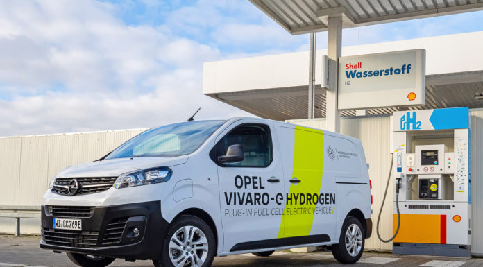 First Opel Vivaro-e Hydrogen rolls off production line
