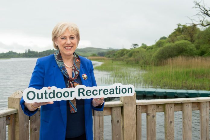 Min Heather Humphreys Outdoor Recreation 2022-web@21-02-2022-13:41:14.jpg