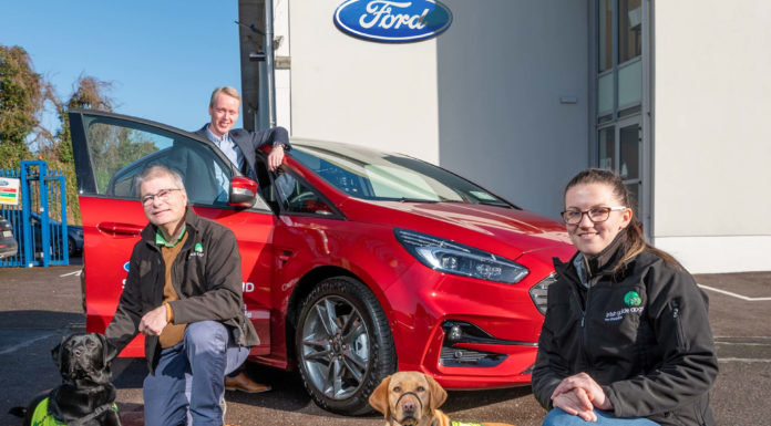 Ford supporting the valuable work of Irish Guide Dogs with S-MAX Full Hybrid