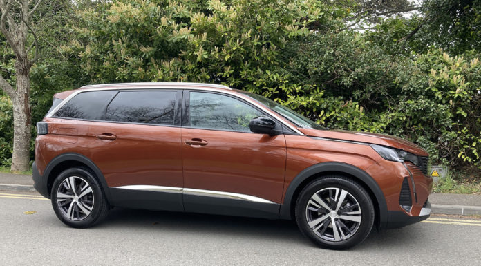 REVIEW: Peugeot 5008