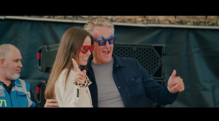 Elton John – My Farewell Yellow Brick Road tour