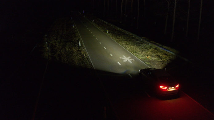 Ford Headlight Tech Helps Keep Drivers’ Eyes on the Road