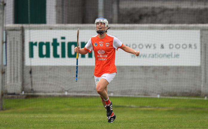 Jennifer Curry scores a goal 23/7/2022