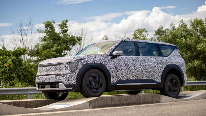 Kia EV9-4