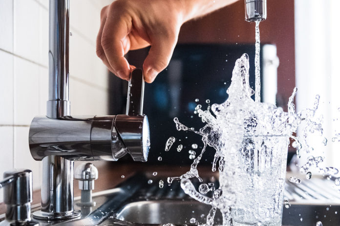 Water Drinking Water Web Stock@11-10-2022-18:12:59.jpg