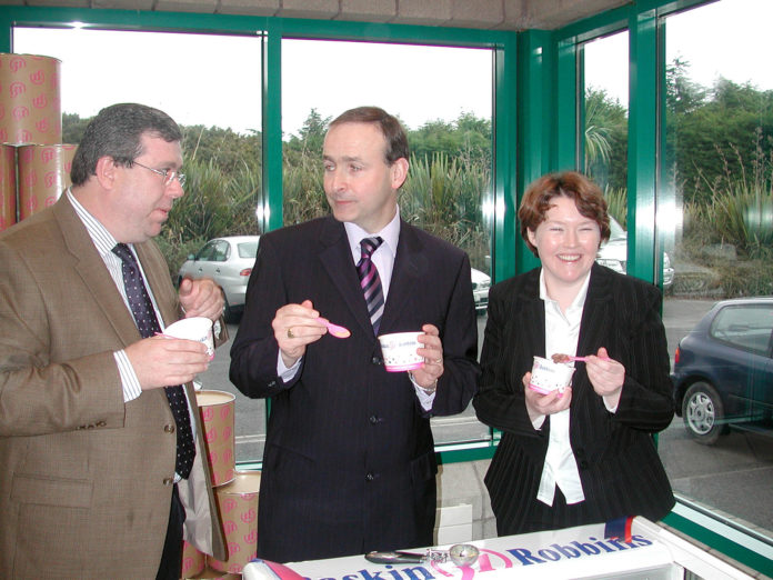 Silver Pail Launch 2006-1-web@20-12-2022-17:34:47.jpg