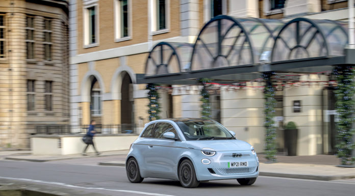 New 500 is named “best small electric car for the city” and “best convertible for value” at What Car? 2023 Awards
