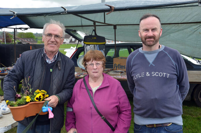 Fermoy Car Boot Sale 1-web@10-05-2023-19:41:10.jpg