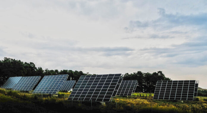Solar-Farm-1920px@12-04-2017-22_19_11 copy