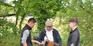 Dancing at Mikey Ryan’s Bridge enjoyed by all generations