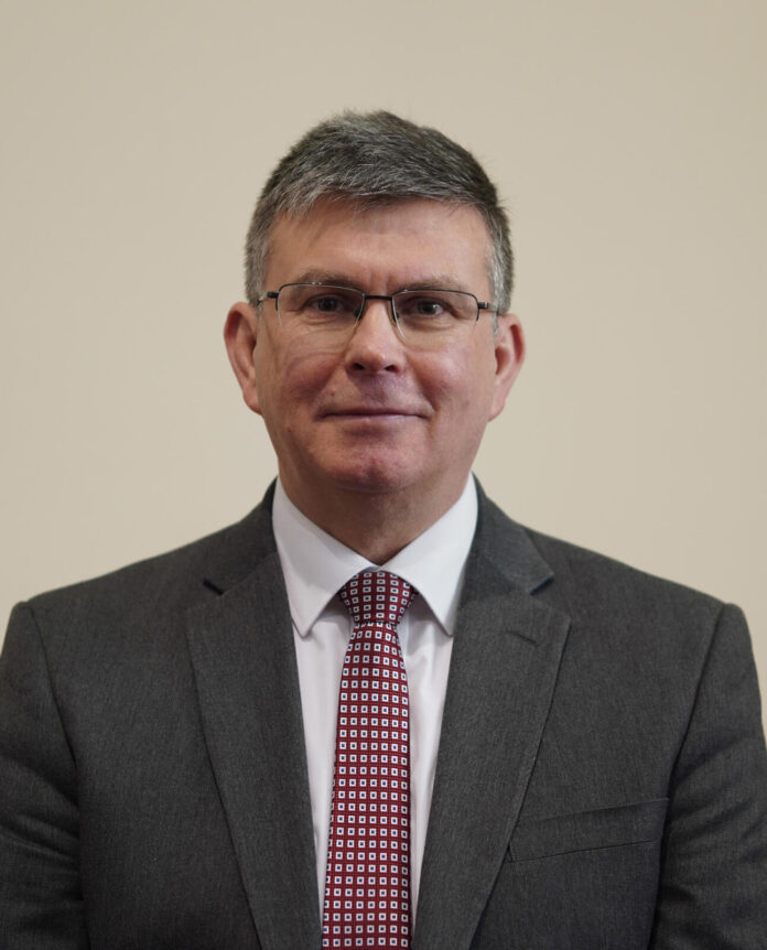 Rev Dr Sam Mawhinney.