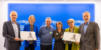 MEP Clune champions HPV Vaccination Programme in honour of Laura Brennan