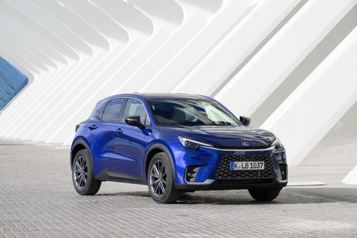 Lexus LBX