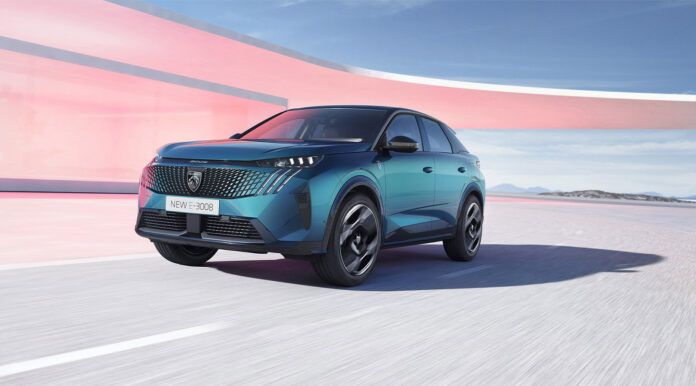 PEUGEOT_E_3008_2309STYP_202_FR