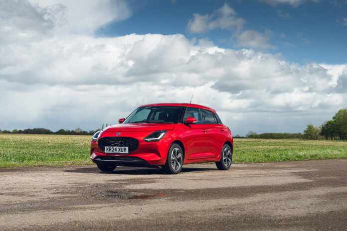 SUZUKI-SWIFT-UK-BURNING-RED-©JORDAN-BUTTERS-1
