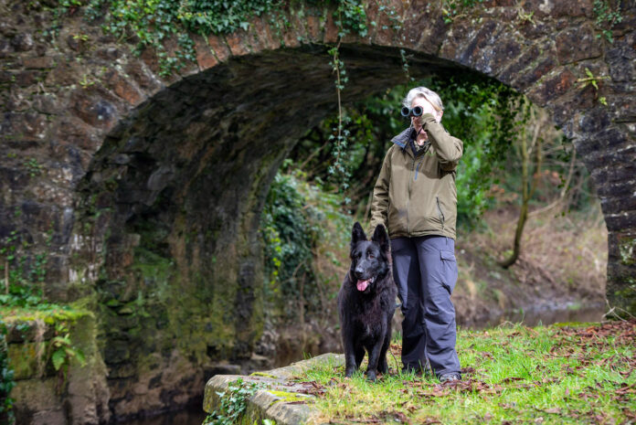 IFI's Maureen Byrne with fisheries detection dog Uschi-web@15-01-2025-12:21:28.jpg