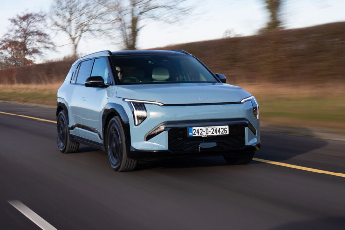 Kia EV3 Blue 7