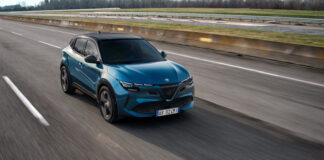 Alfa Romeo announces price for Junior Ibrida and unveils details of the all-wheel drive Junior Ibrida Q4