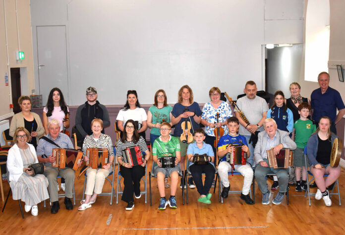 Comhaltas Full group 2024-web@05-03-2025-12:19:18.jpg