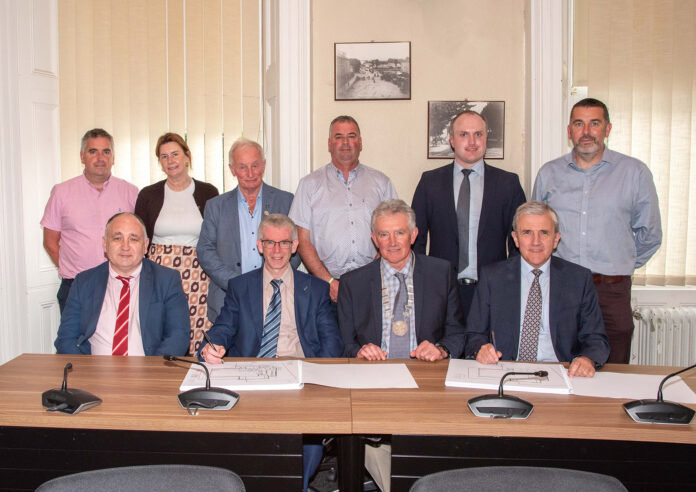 Pictured is Keith Jones, Cork County Council, Niall Healy, Divis