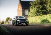 REVIEW: Peugeot E408