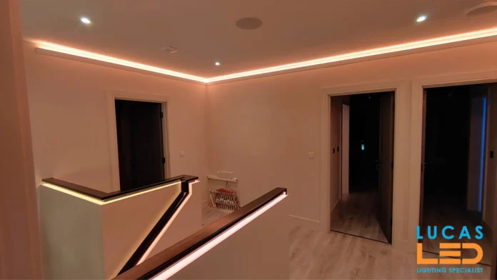 LUCAS LED-ukicemu9exetvu2