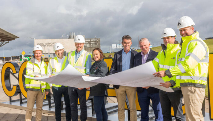 FREE REPO FOR PRESS: Cork Airport Sign Contracts for €200Ml De